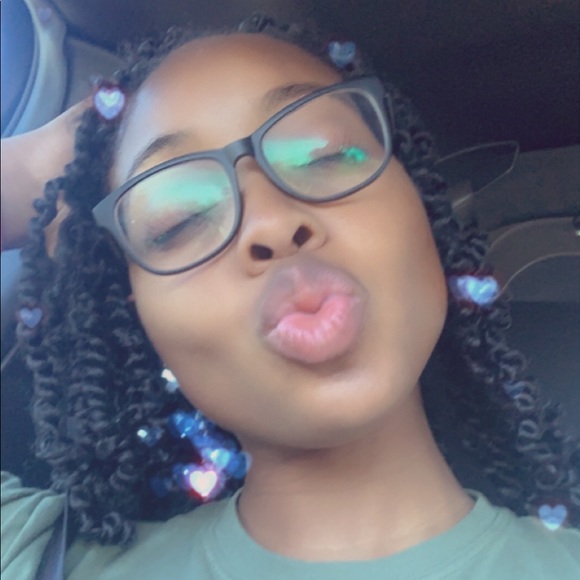 Meet your Posher, Wakesha - Picture 1 of 1